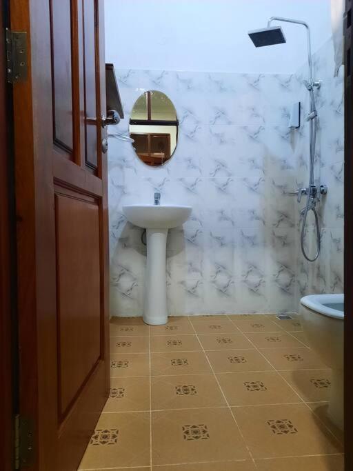 Ellyz Home Stay Moshi Bagian luar foto