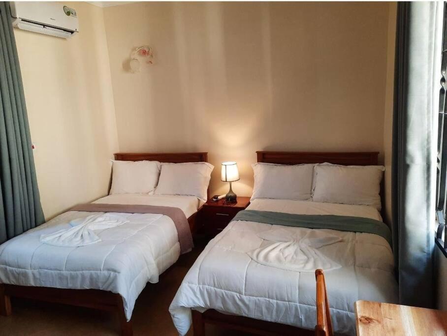 Ellyz Home Stay Moshi Bagian luar foto